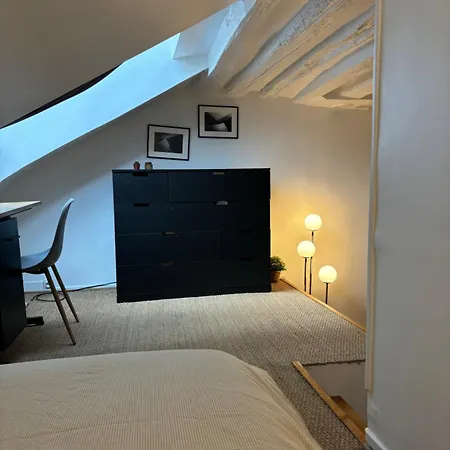Style Et Confort Marais Appartamento Parigi