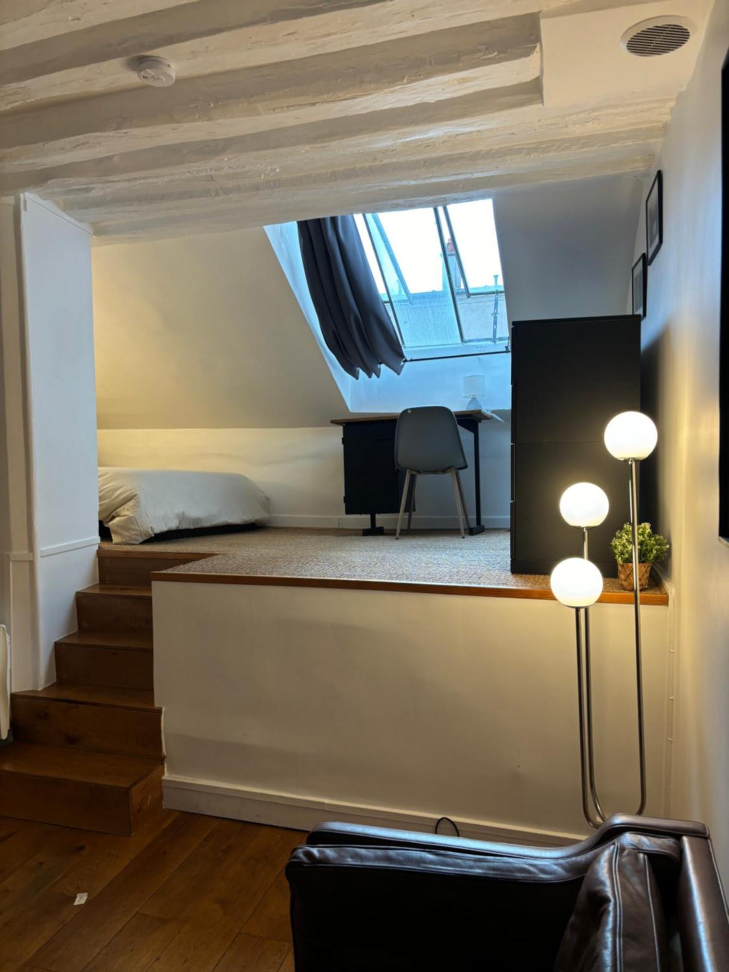 Style Et Confort Marais Apartment